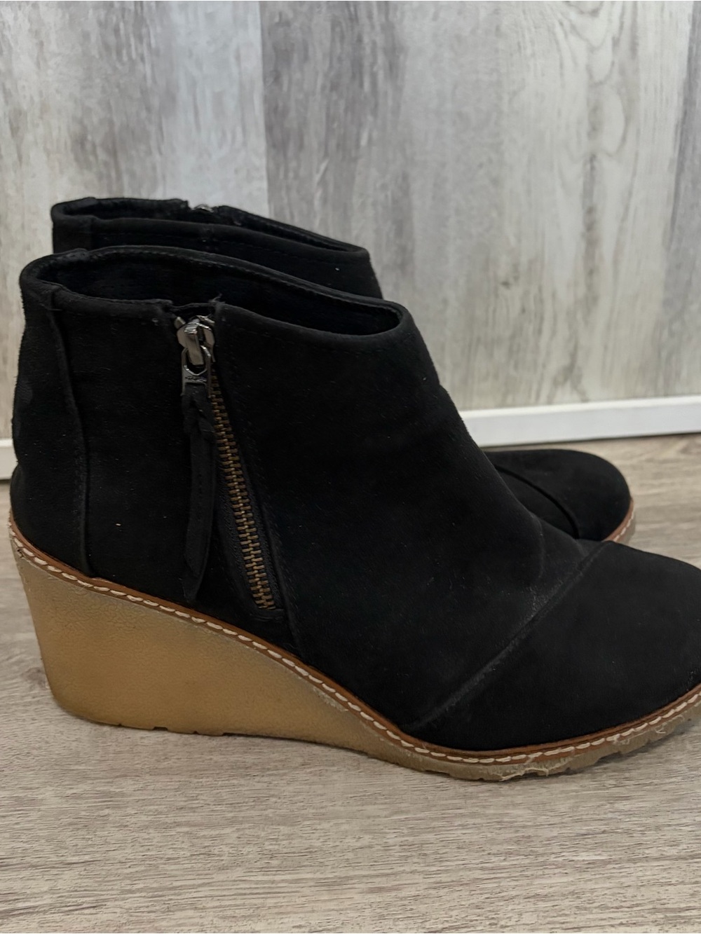 TOMS Avery Wedge Booties Black Ankle Boots Women’s Size 10 Fall Career